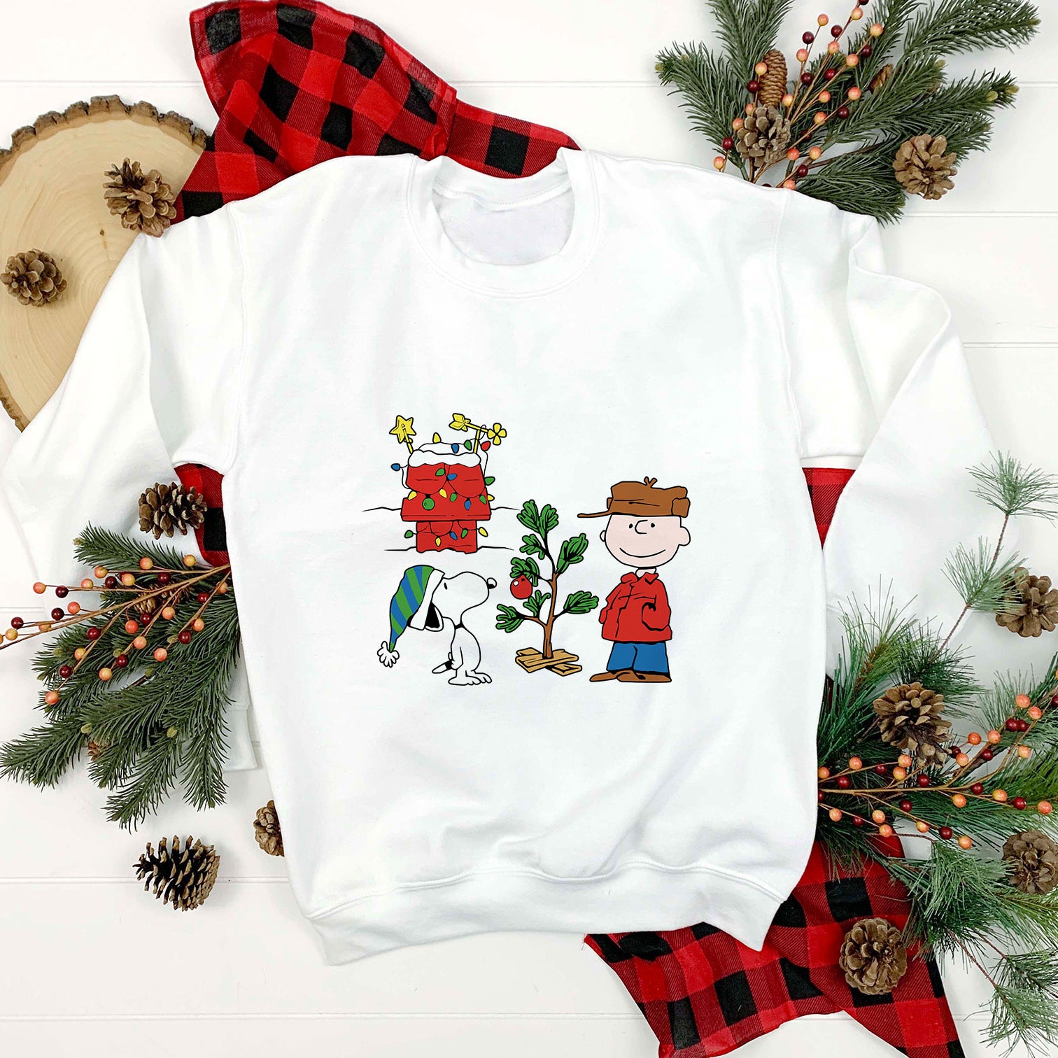 Snoopy Merry Christmas SVG, Charlie Brown Christmas SVG, Christmas SVG.