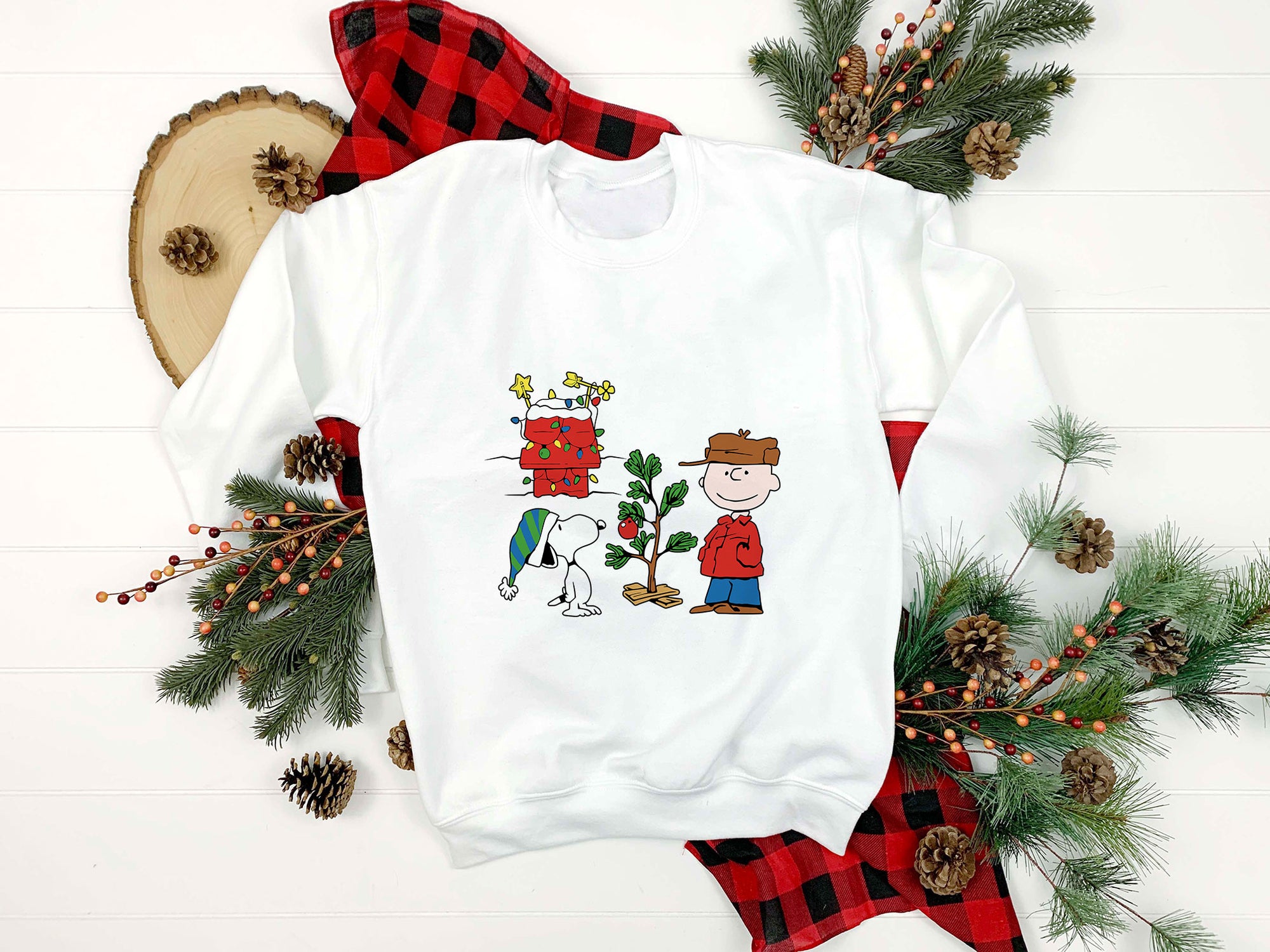 Snoopy Merry Christmas SVG, Charlie Brown Christmas SVG, Christmas SVG.